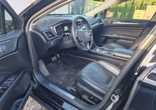 Ford Fusion cena 68500 przebieg: 112000, rok produkcji 2018 z Ostróda małe 154
